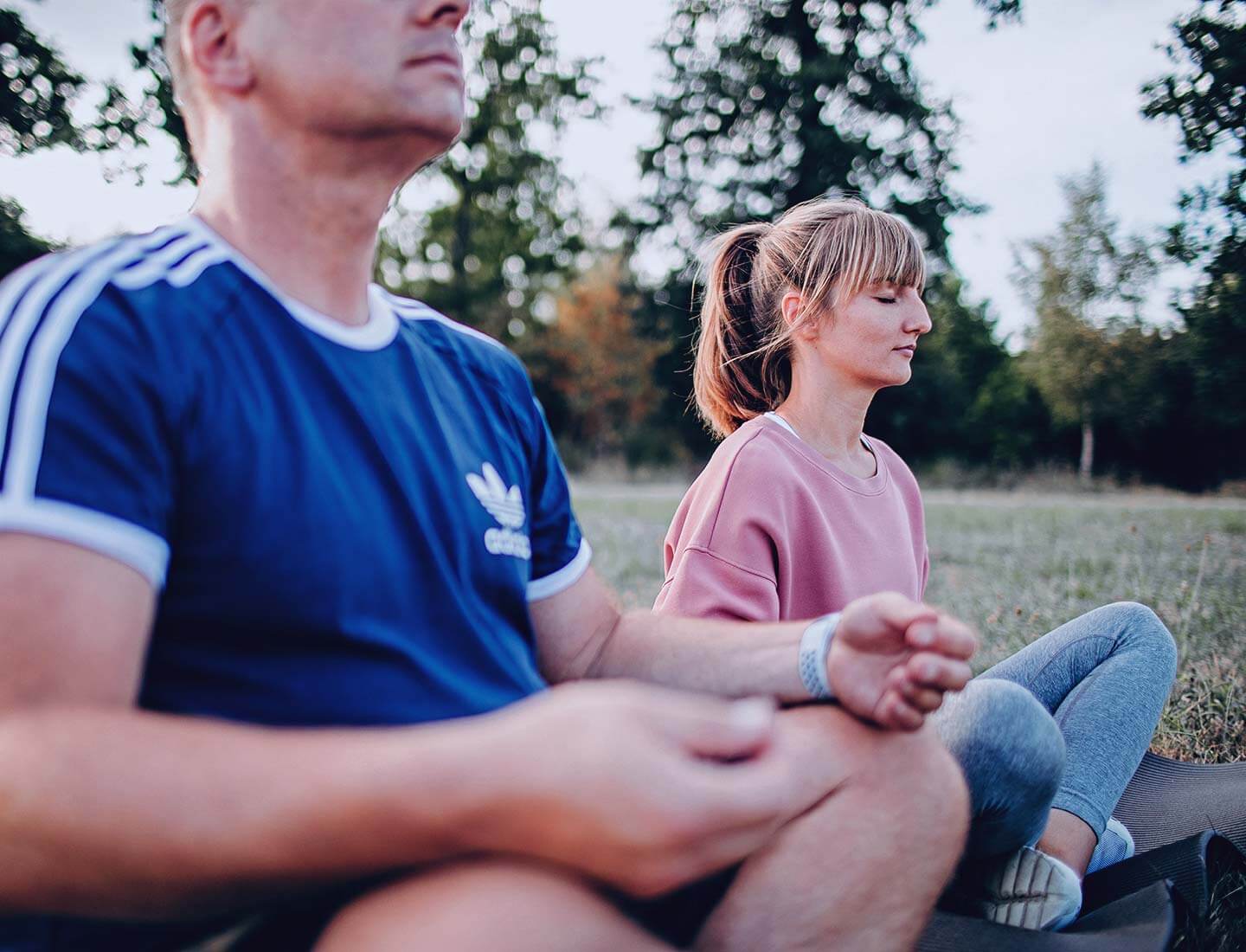 Meditation am Ende eines Personal Trainings mit Jana Gnich aus Herborn